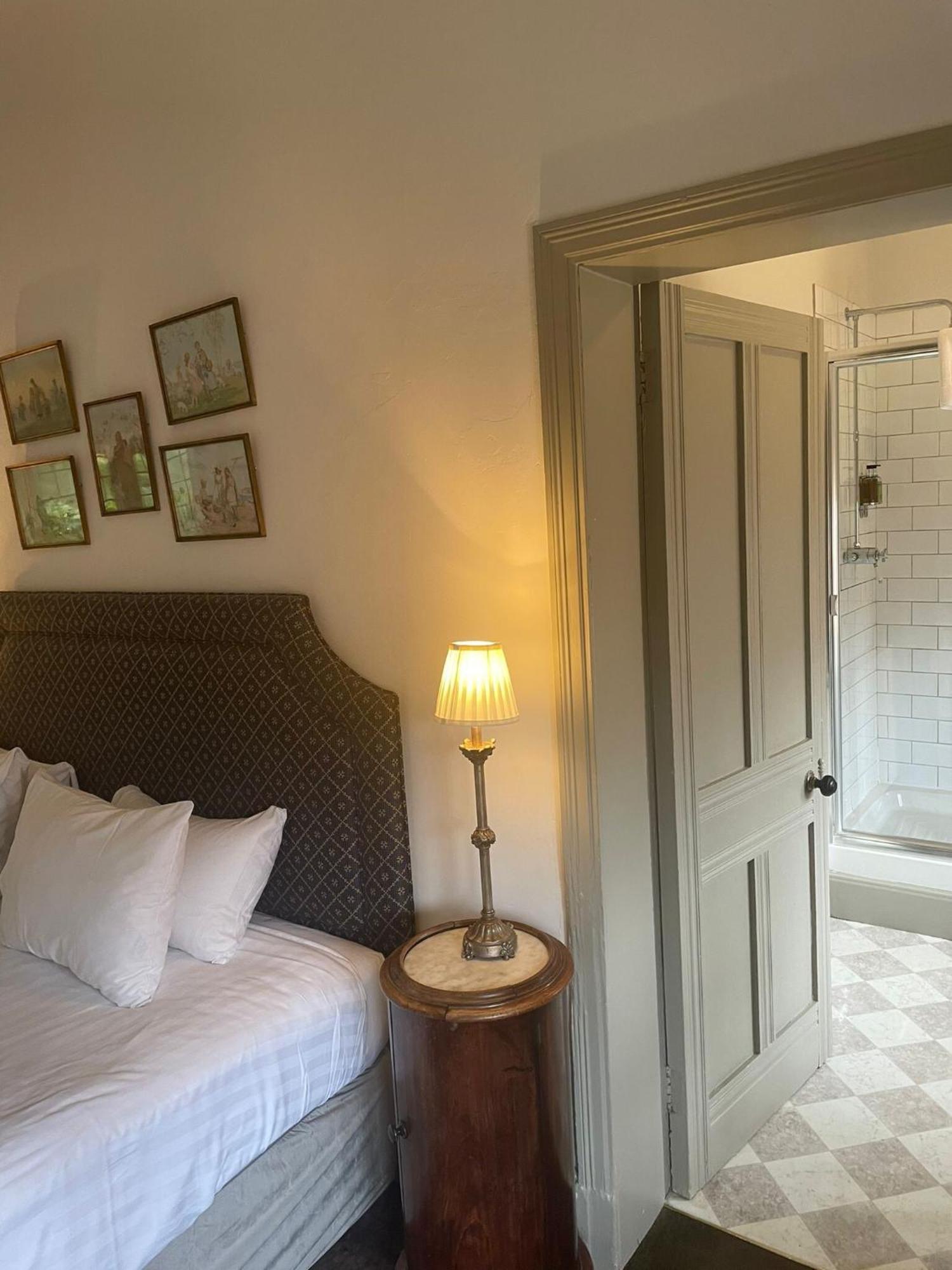 Thornton Manor - Holiday Cottages And Apartments Хесуол Стая снимка