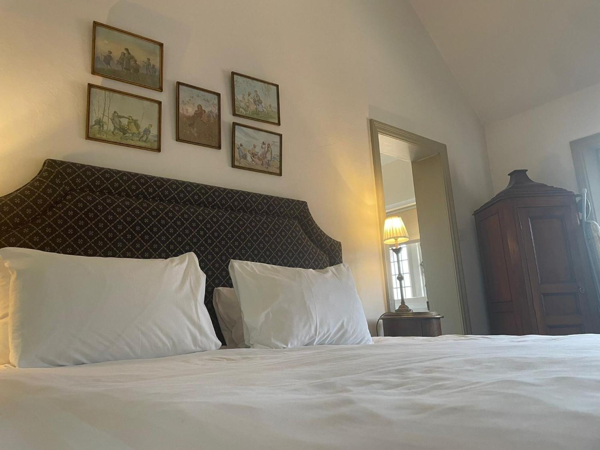 Thornton Manor - Holiday Cottages And Apartments Хесуол Стая снимка