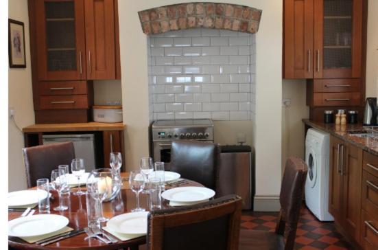 Thornton Manor - Holiday Cottages And Apartments Хесуол Стая снимка