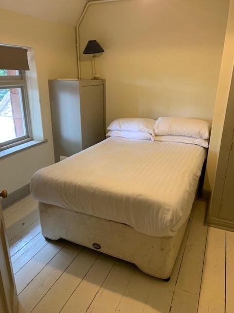 Thornton Manor - Holiday Cottages And Apartments Хесуол Стая снимка