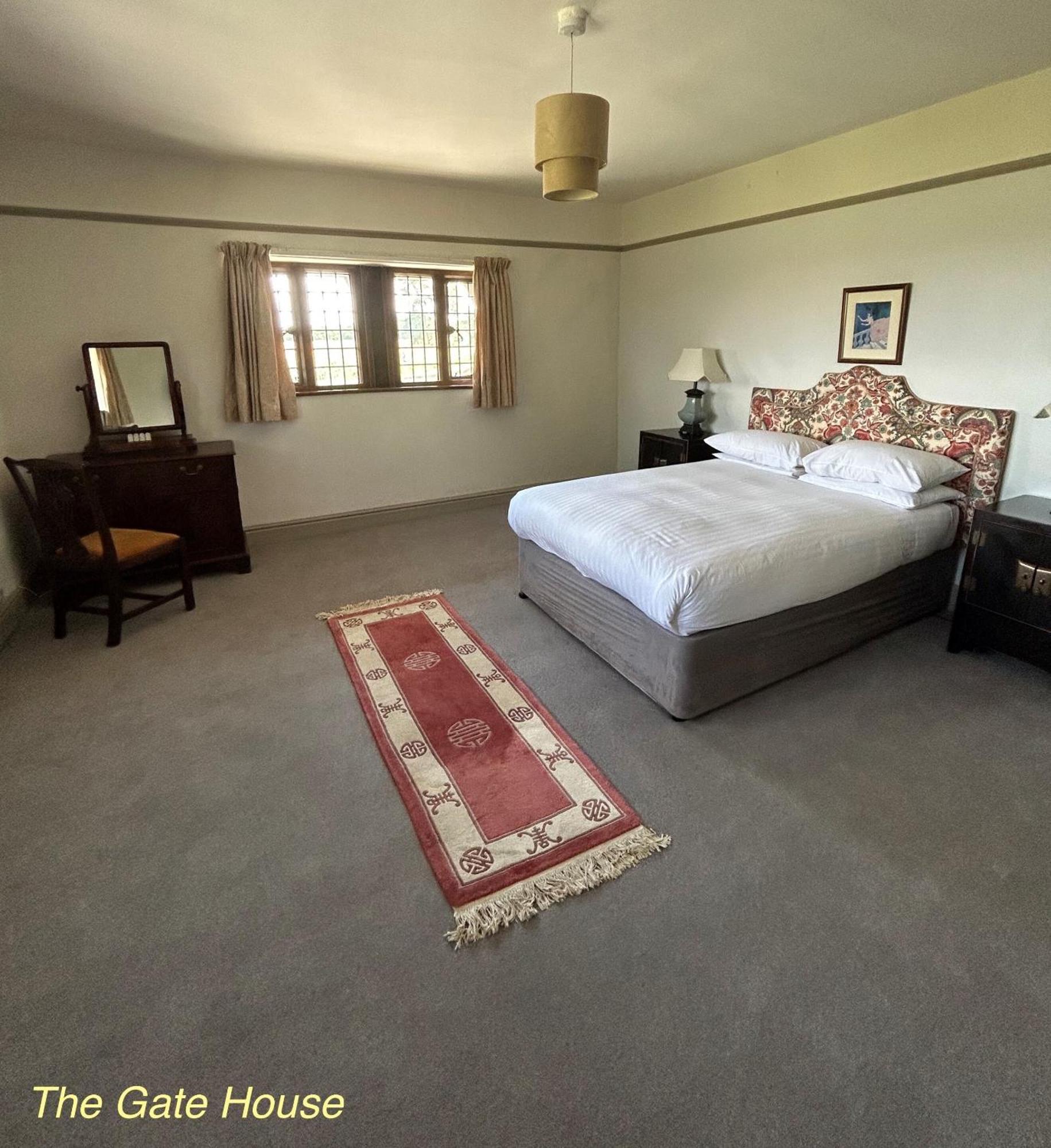 Thornton Manor - Holiday Cottages And Apartments Хесуол Екстериор снимка