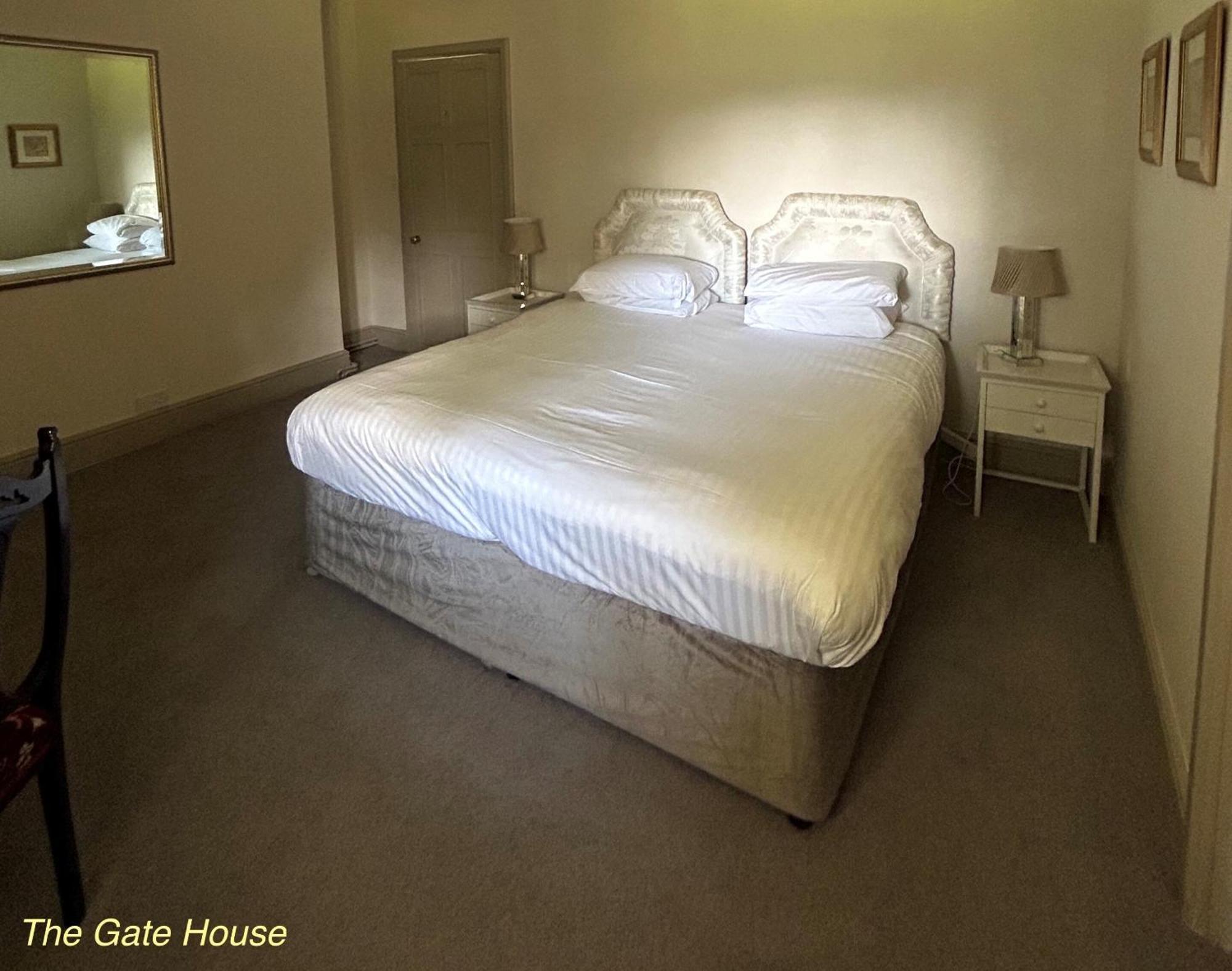 Thornton Manor - Holiday Cottages And Apartments Хесуол Екстериор снимка
